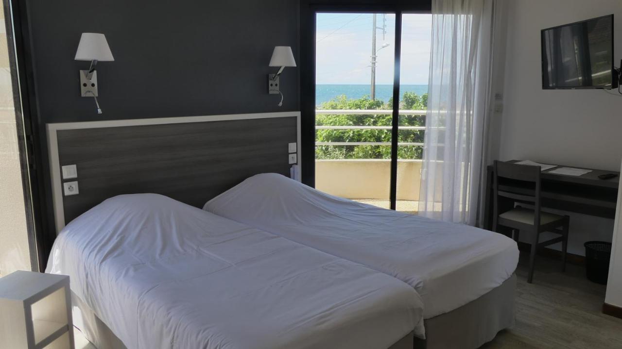 Hotel Castel Moor Льо Кроази Екстериор снимка